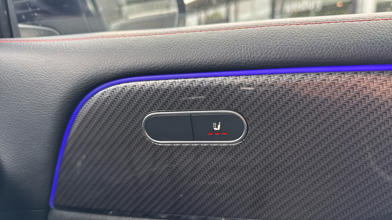 Mercedes-Benz GLB 200 AMG Line Premium 5dr 7G-Tronic Petrol Estate